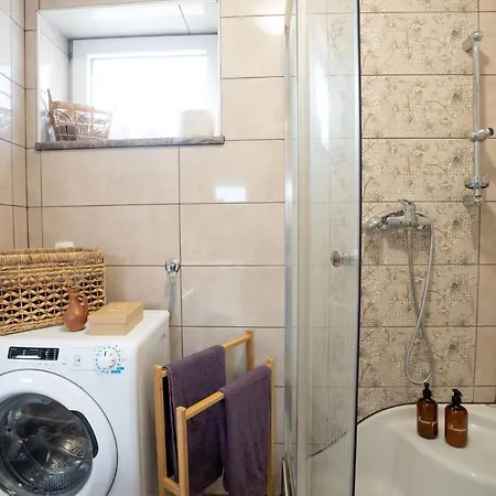 Pretty Jolie Romantic Getaway Bled