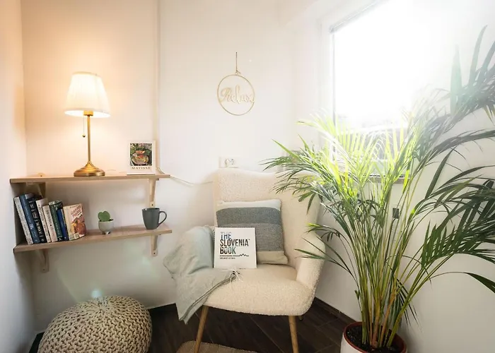 度假居 Pretty Jolie Romantic Getaway